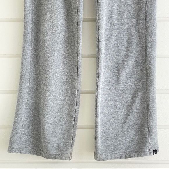 Women's Nike Sportswear Club Fleece Straight-Leg Pants Sweatpant Joggers Medium - Picture 6 of 11